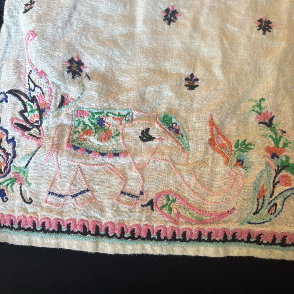 Calypso St. Barth white Tunic with Elephant Print - Picture 3 of 6